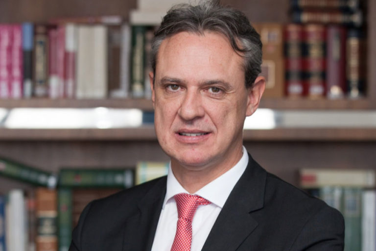 Juan A. Labat, Director General de Feique